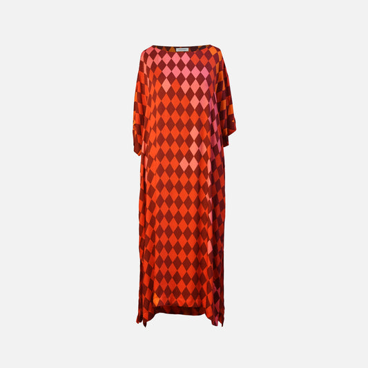Sustainable EcoVero™ viscose midi dress with rhomb print in red, pink, orange and terracotta, front view.